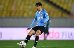 1xBit体育新闻-包含队长发挥出色，率领球队取得关键胜利的词条