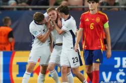 1xBit体育馆-英格兰横扫德国，登顶欧洲杯小组第一