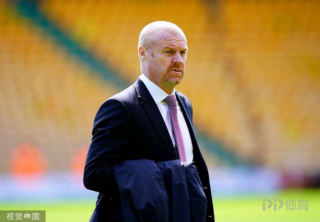 阿赫利主帅因伤离开球队,外籍助理接替的简单介绍 阿赫利主帅因伤离开球队,外籍助理接替的简单介绍