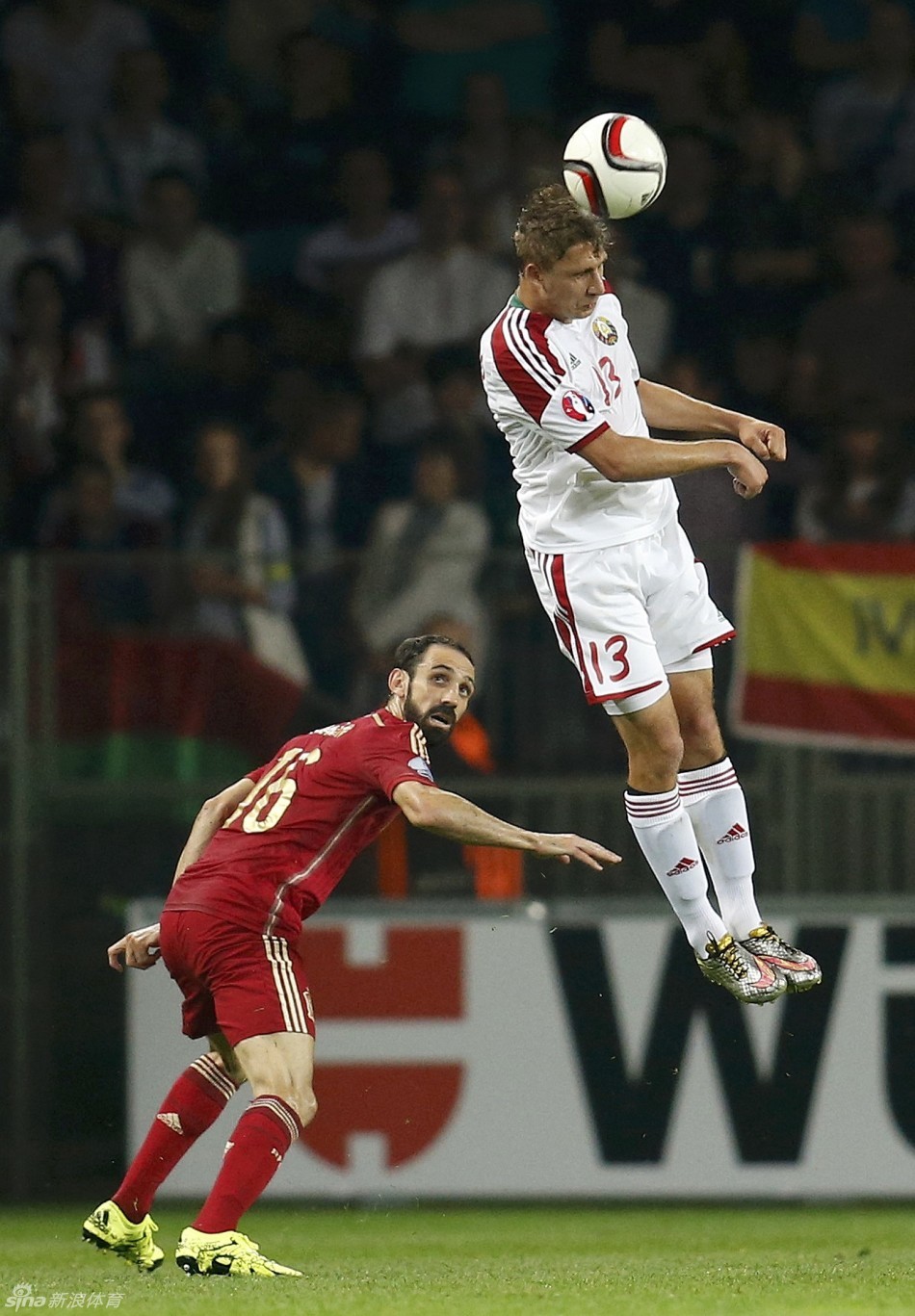 白俄罗斯压制黑马,欧预赛欣欣向荣 白俄罗斯压制黑马,欧预赛欣欣向荣