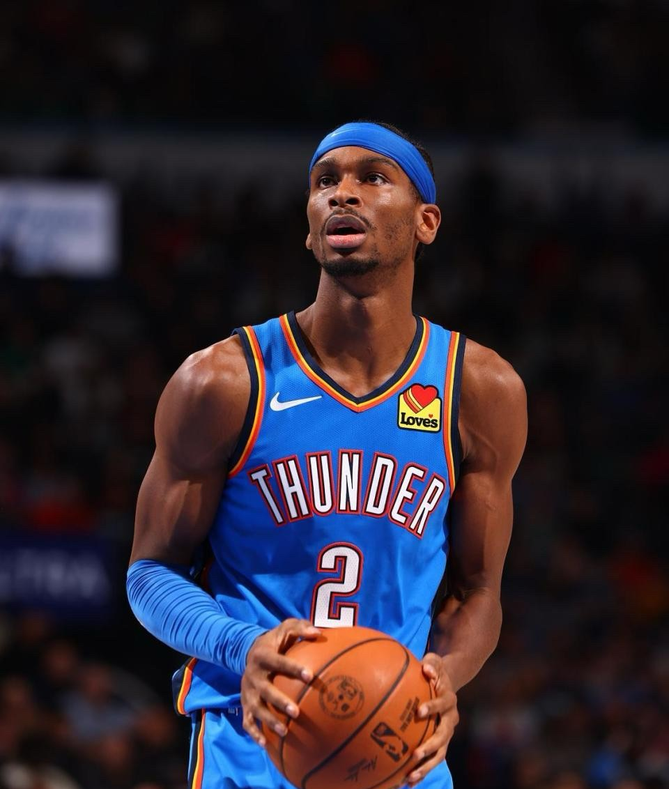 关于人主场再胜，西蒙斯高歌猛踩步行者的信息