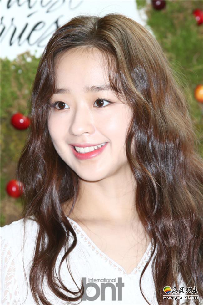 韩国体操选手夺冠，引起轰动