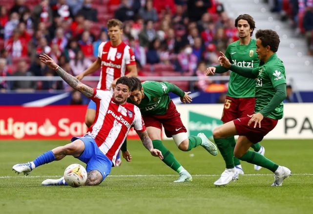 格拉纳达战平对手,排名保持不变 格拉纳达战平对手,排名保持不变