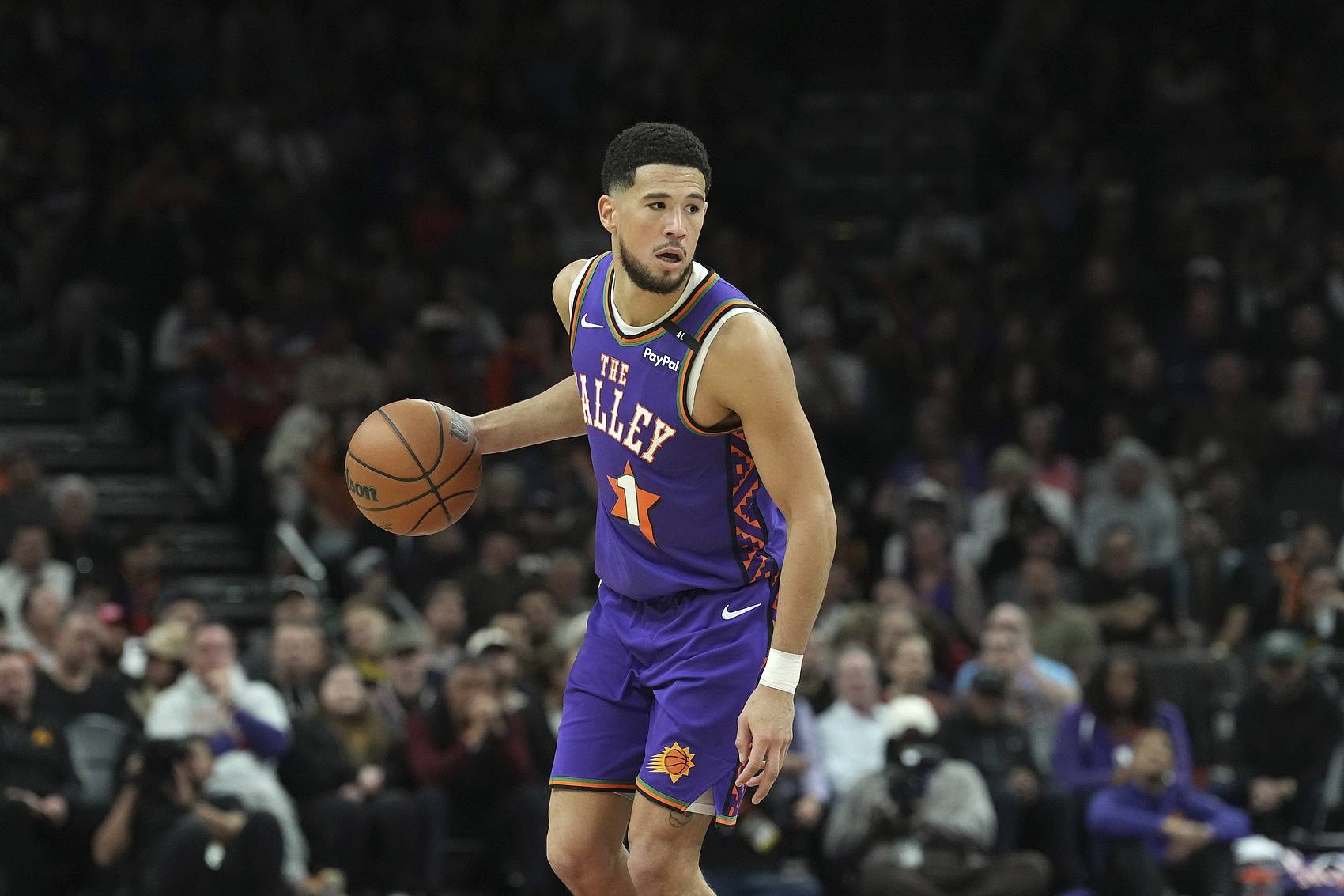 包含太阳击败鹈鹕,布克贡献33分的词条 包含太阳击败鹈鹕,布克贡献33分的词条